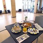 Hotell Yit Ciudad De Zaragoza