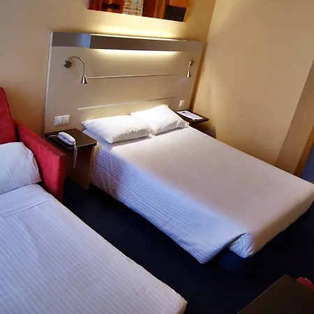 Hotel Yit Ciudad De