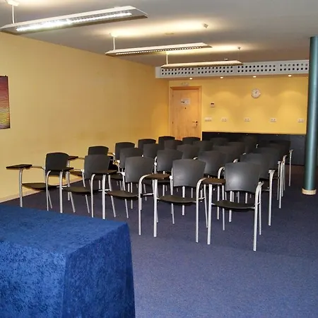 Hotel Yit Ciudad De