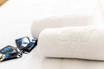 Yit Ciudad De Szálloda