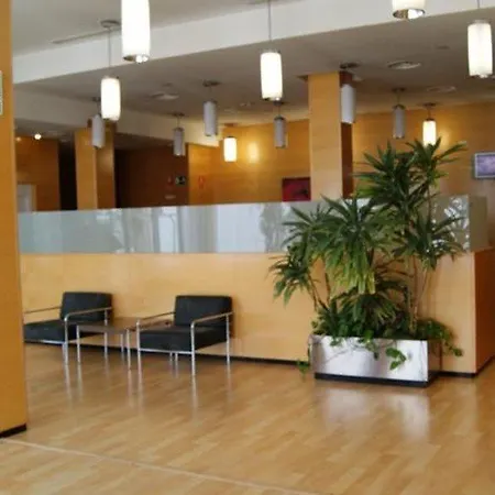 Yit Ciudad De Szálloda Zaragoza