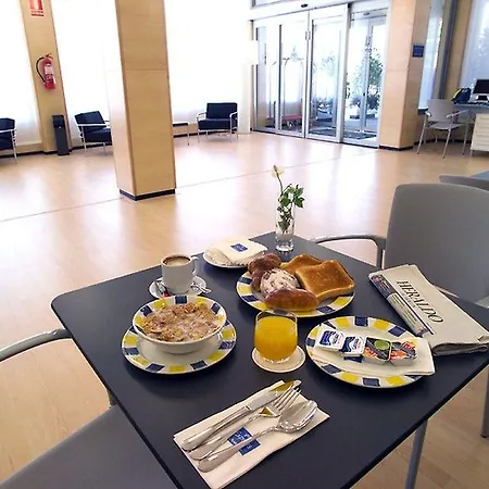 Yit Ciudad De Szálloda Zaragoza