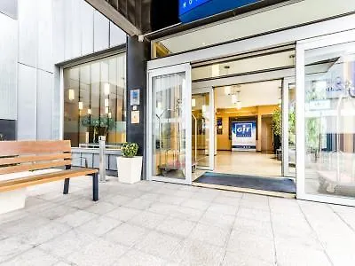 Hotell Yit Ciudad De Zaragoza