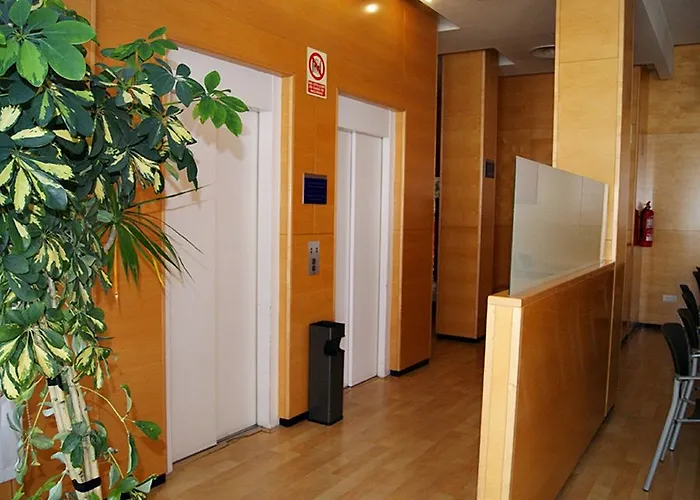 Yit Ciudad De Hotell 3*