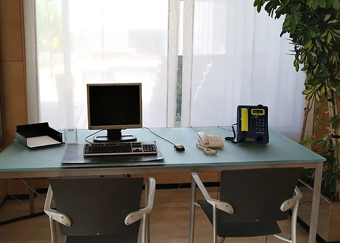 Hotell Yit Ciudad De 3*